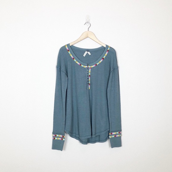 Free People Tops - free people • rainbow thermal in gray